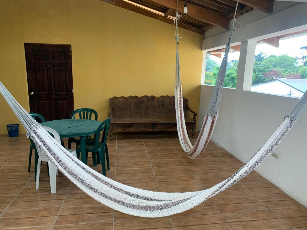 Hostal Dulces Suenos Panajachel Eksteriør bilde