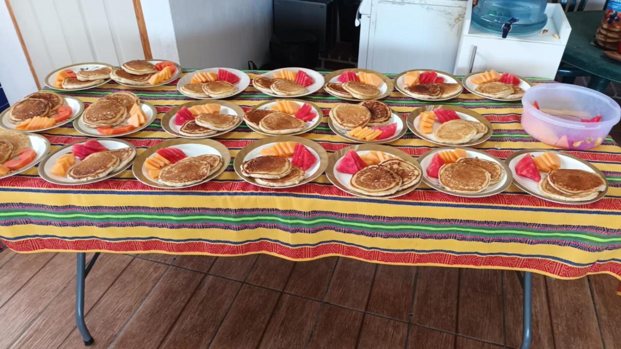 Hostal Dulces Suenos Panajachel Eksteriør bilde