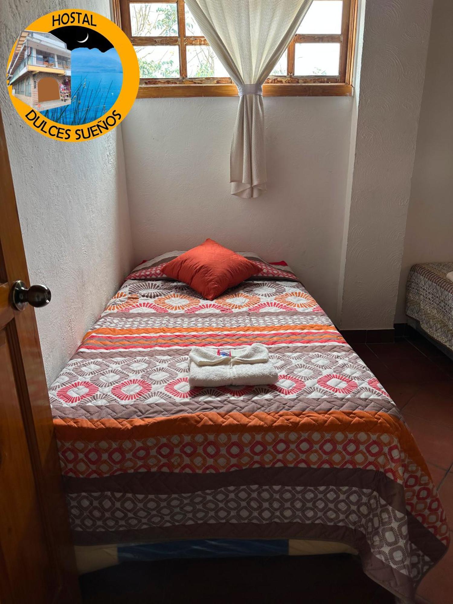 Hostal Dulces Suenos Panajachel Eksteriør bilde