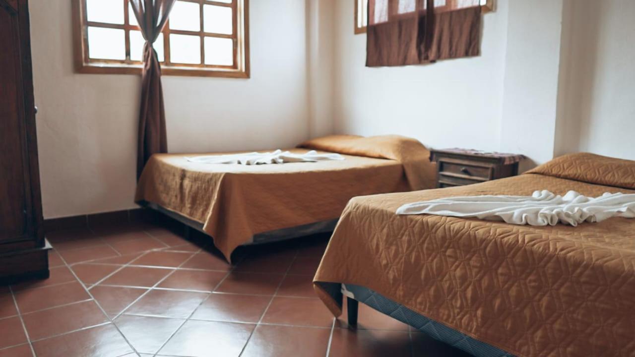 Hostal Dulces Suenos Panajachel Eksteriør bilde