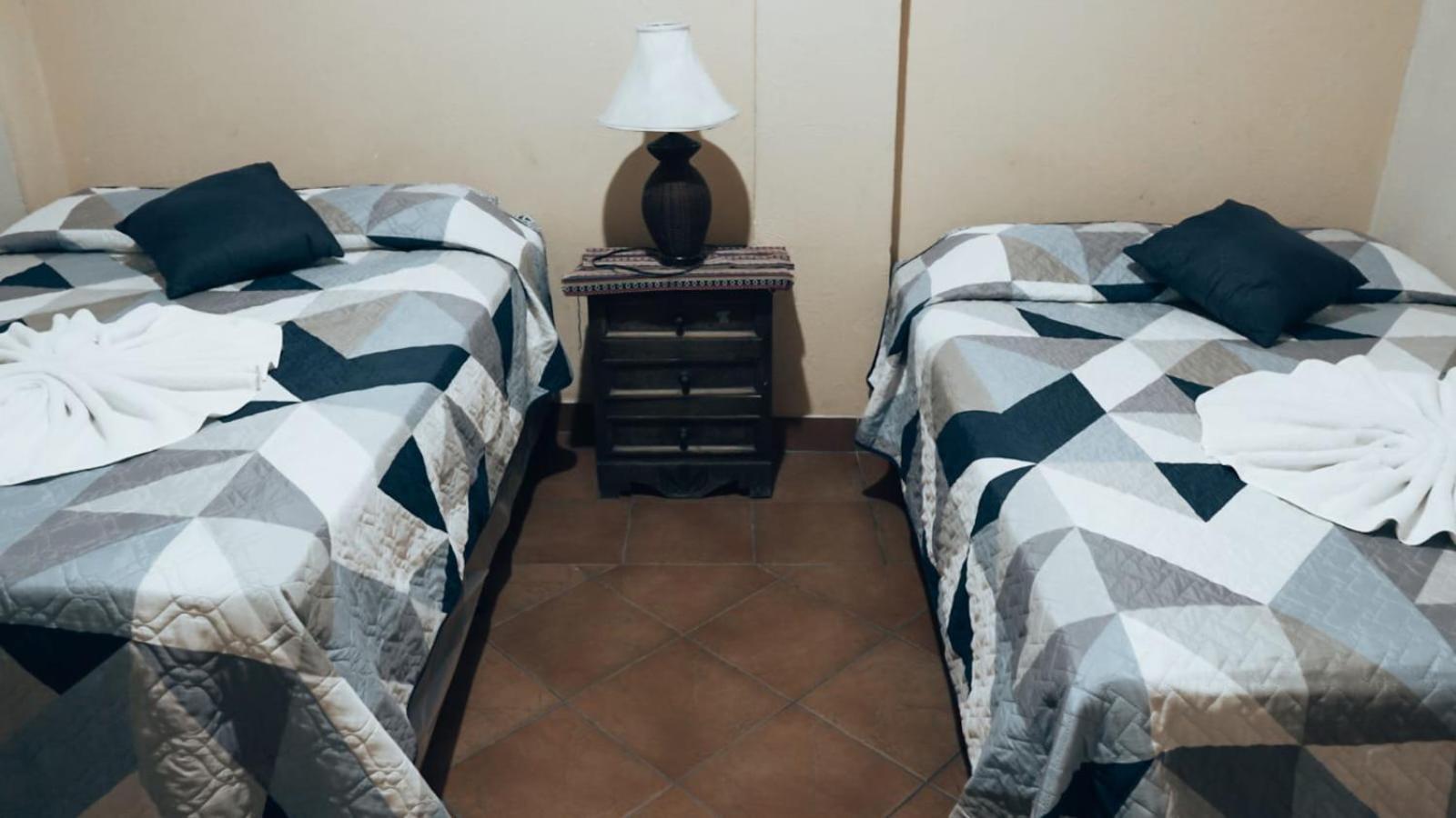 Hostal Dulces Suenos Panajachel Eksteriør bilde